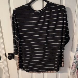 DR2 Black Ribbed Top